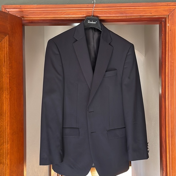 Michael Kors Navy Blazer 38R - NEVER WORN - Picture 2 of 4